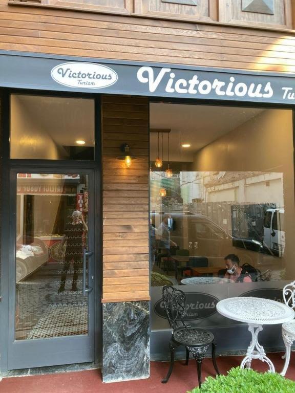 Victorious Hotel Istanboel Buitenkant foto